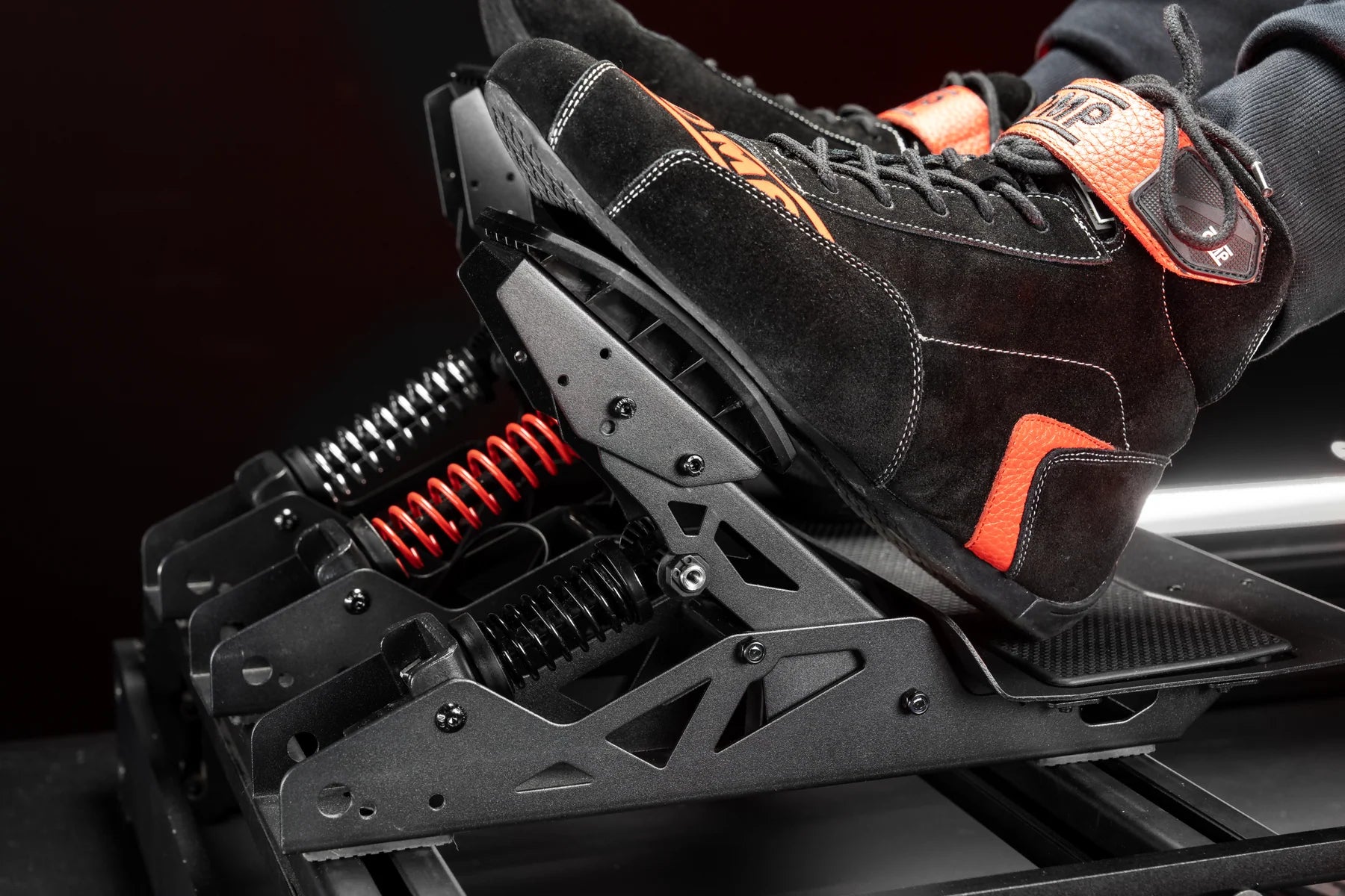 Set pedale Simagic P700 (Accelerație și frână)