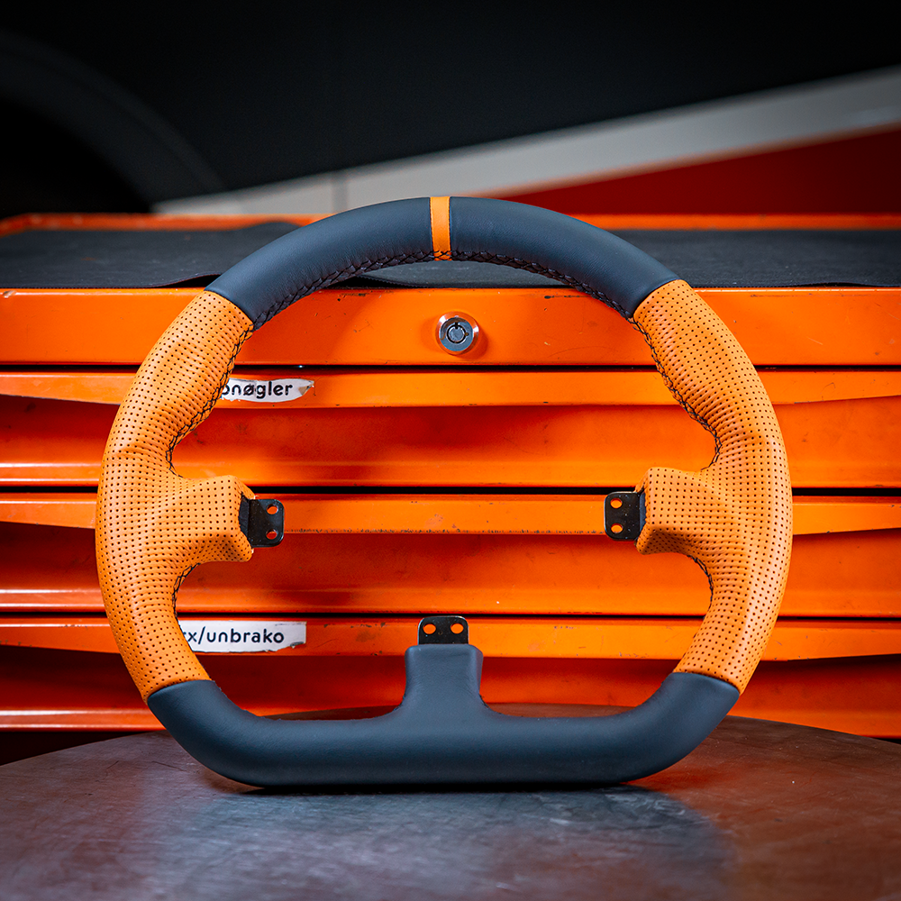 Closed D Orange Leather Rim